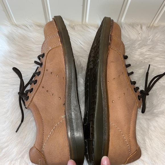 DR.MARTENS Air Wair tan light brown lace up shoe men size 6/women size 8 England - Picture 8 of 17